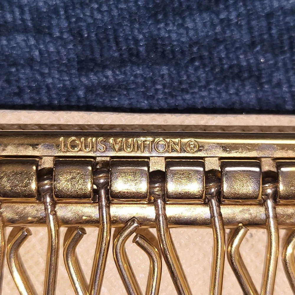 LOUIS VUITTON Damier Azur Multicles 6 Key Holder